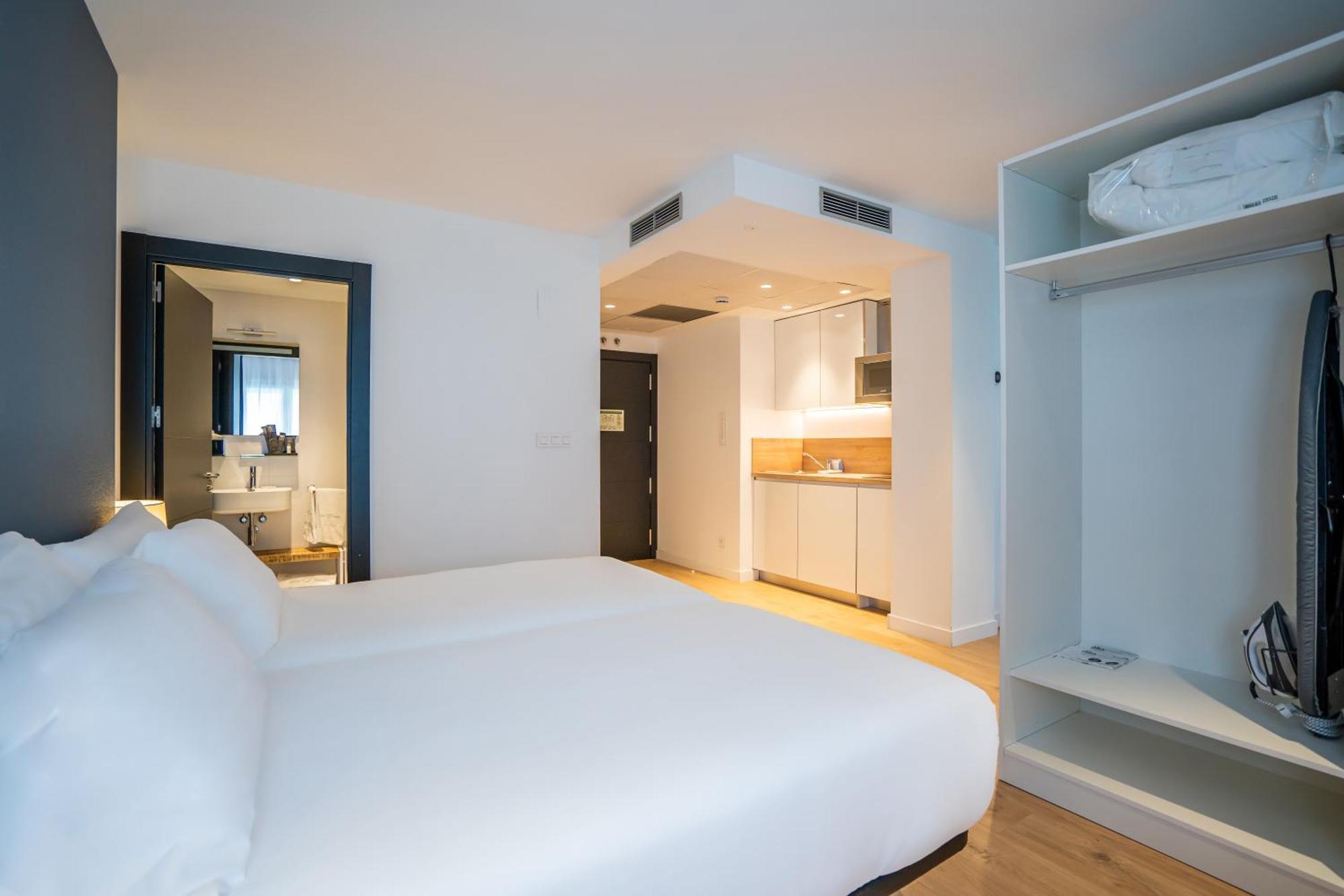 Abba Apartments Playa De Gros San Sebastian Bagian luar foto